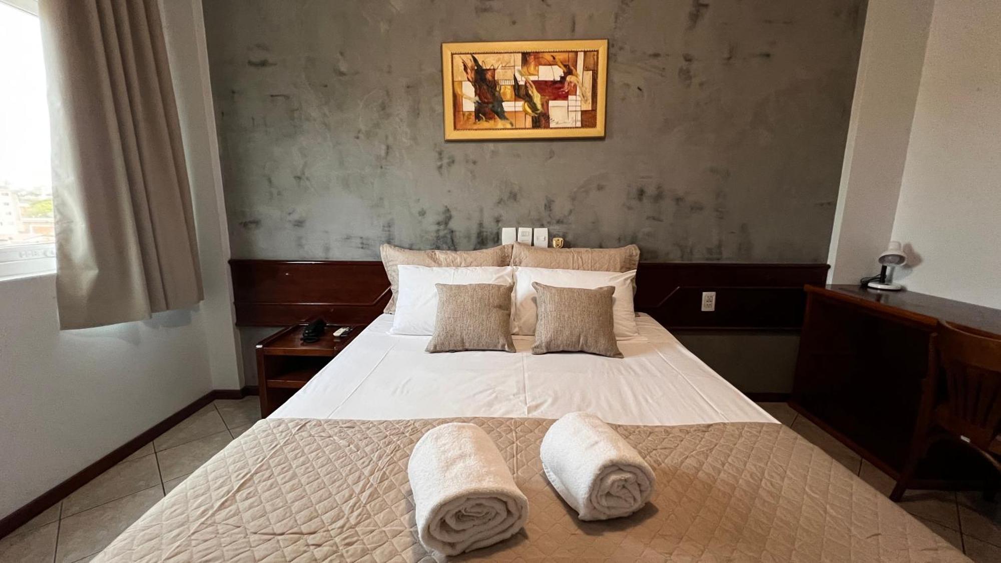 Hotel Portinari Ponte Da Amizade 포스두이구아수 외부 사진