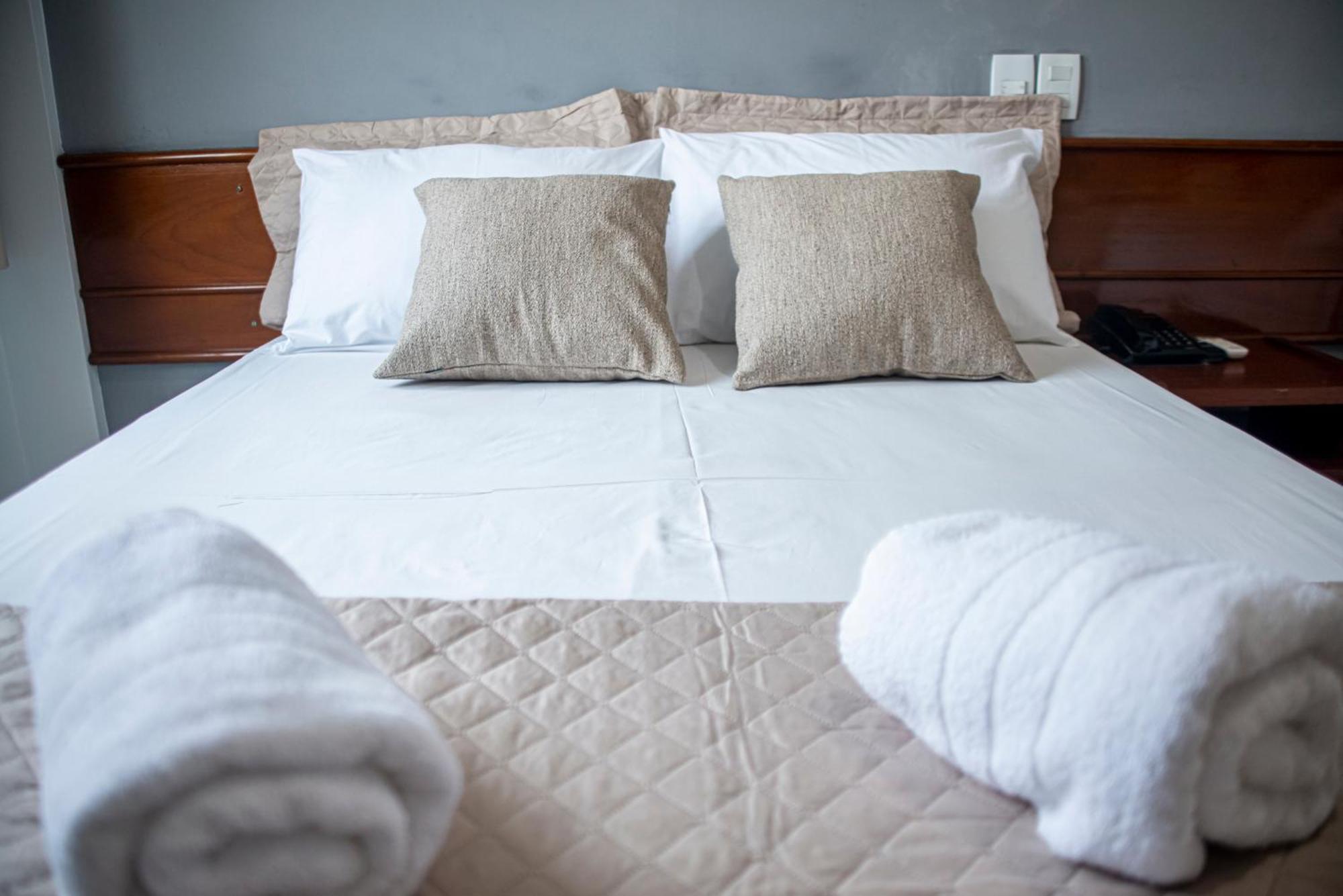 Hotel Portinari Ponte Da Amizade 포스두이구아수 외부 사진